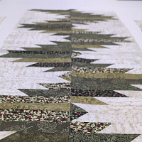 Мастер-класс Комплект салфеток и дорожка для сервировки стола «Зубчатые блоки»